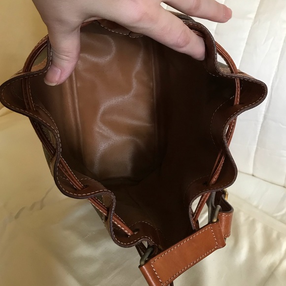 **SOLD** Céline Vintage Macadam Bucket Bag - Picture 6 of 8